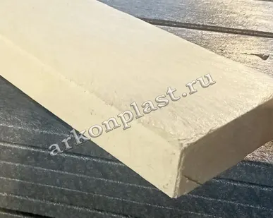 фото Доска из пластика для скамейки 30х110х1000 светлая