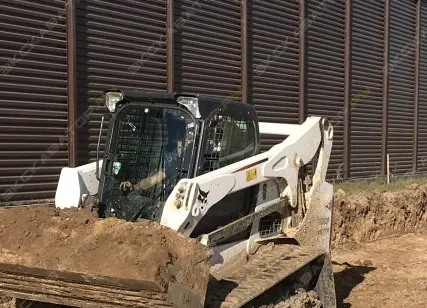 Фото №0 Аренда мини-погрузчика Bobcat T770, Москва