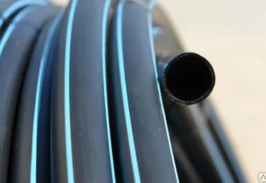фото Полиэтиленовая труба ПЭ100 D= 900 SDR 9 (20 атм)