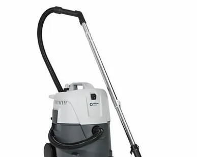 фото Профессиональный пылесос с системой очистки Nilfisk VL200 20 PC