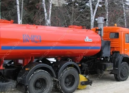 Фото №0 Аренда поливомоечной машины КОММАШ, Арзамас КО-823, Анапа