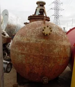 Фото №2 Емкость нержавеющая, объем — 3,5 куб.м., горизонтального исполнения Б/У в Москве