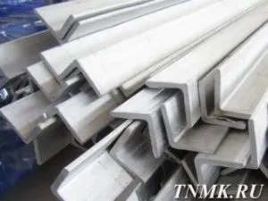 фото Уголок нержавеющий 20х20х3 мм AISI 304