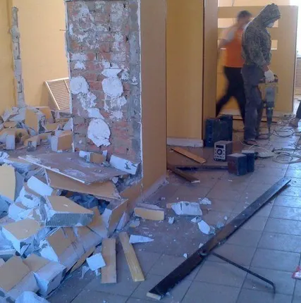 Фото №0 Демонтажные работы