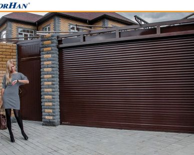 фото Рольворота DOORHAN механические профиль RH77 DoorHan
