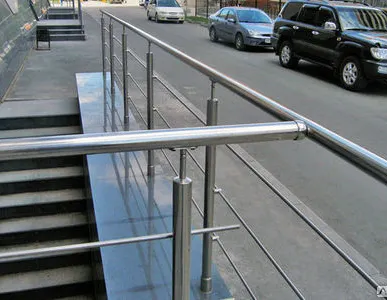 фото Лестничные перила из нержавеющей стали