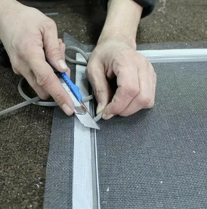 Фото №0 Ремонт москитный сеток