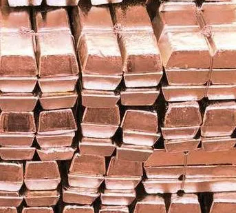 фото Чушка бронзовая БрА10Ж3Мц2 БрАЮЖЗр Бр05Ц6С5