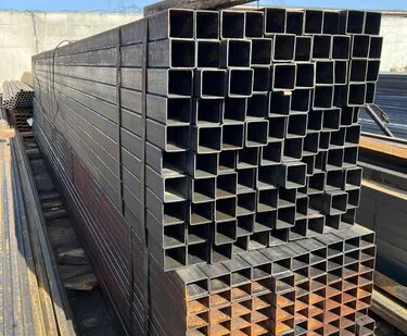 фото Профильная труба 60х60х3,0