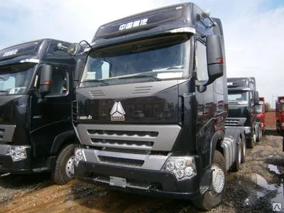 Фото №0 Тягач HOWO 6x4 ZZ4327V3247P на рессорах