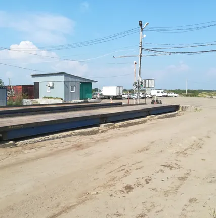 Фото №0 Щебень шлаковый 10-100 с боем шамотного кирпича