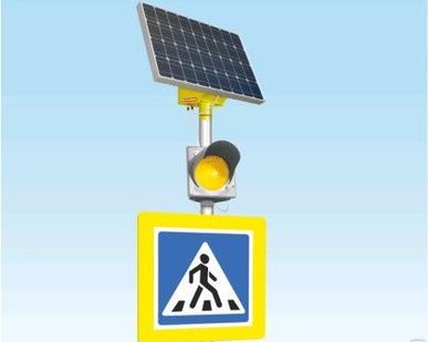 фото Светофор LGM-95/65 на солнечных электростанциях