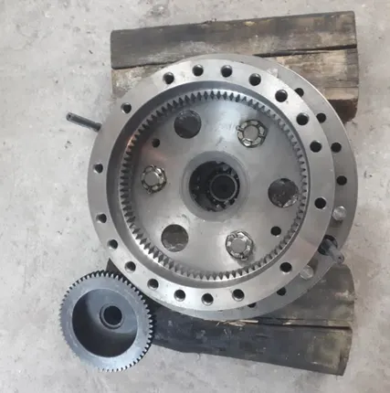 Фото №2 Редуктор бортовой ДУ 93.104.200 ( ДУ- 47А-03-10) для дорожных катков ДУ-47/93