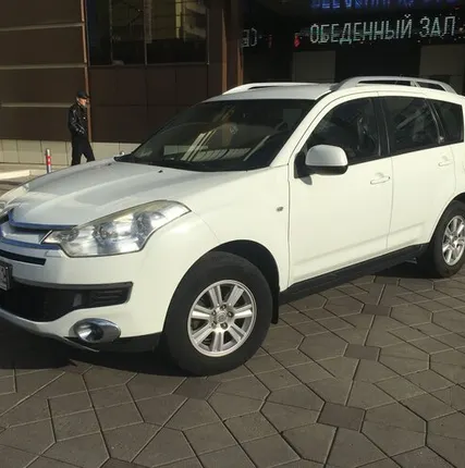 Фото №0 Citroen C-Crosser 4WD