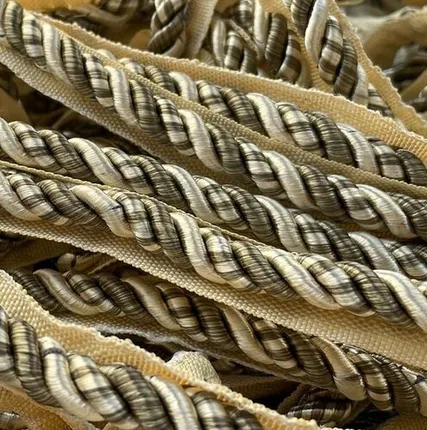 Фото №0 Кант декоративный 15.0 бежевый