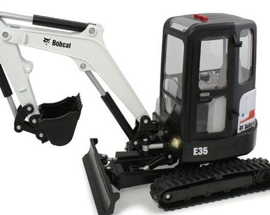 фото Мини-экскаватор Bobcat E35