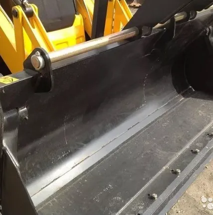 Фото №0 Ремонт фронтального ковша погрузчика-экскаватора