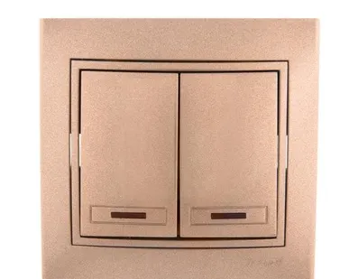 фото Выключатель 2-кл. СП Мира 10А IP20 с подсветкой со вставкой свет. корич. перламутр LEZARD 701-3131-112