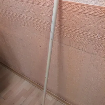 Фото №0 Черенок для швабр d=25 мм 1,2 м березовый (1 сорт)