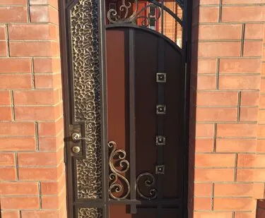 фото Кованые двери