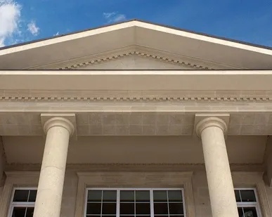 фото Колонны из армянского фельзита