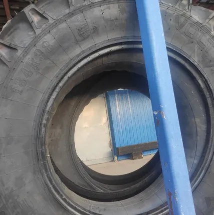 Фото №2 Шина 18,4 R38 VL-32 Волж. ШЗ 8 146 A8 TT и  Ф-111 Белшина 10 146 A8 TT