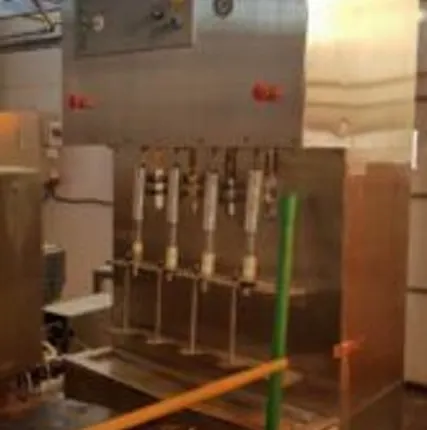 Фото №0 Линия розлива газированных и спокойных напитков в ПЭТ бутылку, инв 6364 Б/У в Москве