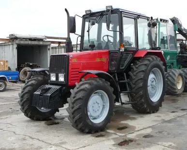 фото Трактор Беларус-920