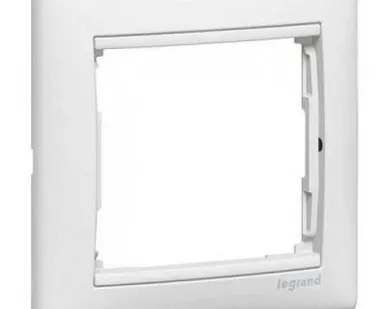 фото Legrand 774451 Рамка VALENA 1-м горизонтальная белая