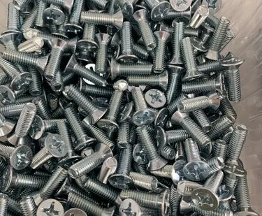 фото Винты с потайной головкой