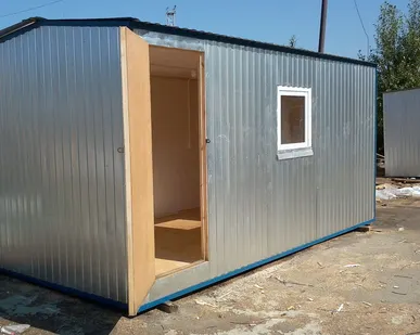 фото Бытовка строительная "Эконом" 6000*2400 в наличии на складе