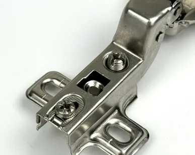 фото Петля 110* вкладная Clip-on с отв. планкой Н=2 EA35CO110IN