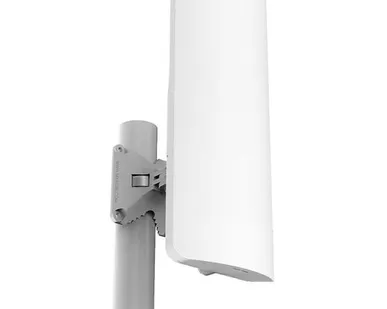 фото Wi-Fi роутер MikroTik mANTBox 2