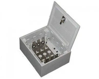 фото Коробка монтажная под 3 плинта с замком REXANT