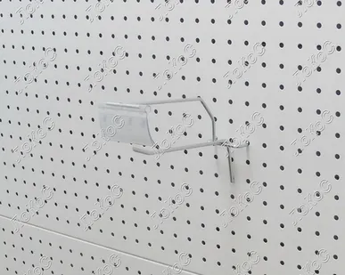 фото Крючок на перфорацию одинарный с ценникодержателем L=100мм, d=6мм, шаг 50мм, цинк