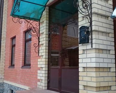 фото Кованые козырьки