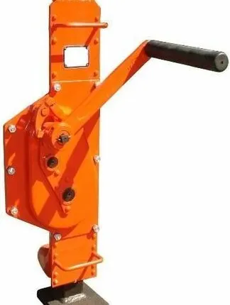 Фото №0 Домкрат реечный TOR ДР 1500 1,5 т с обрезиненной ручкой