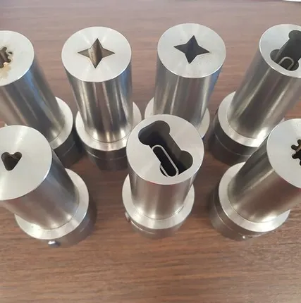 Фото №0 Матрица, пуансон, штампы