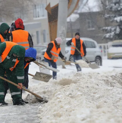 Фото №0 Уборка снега