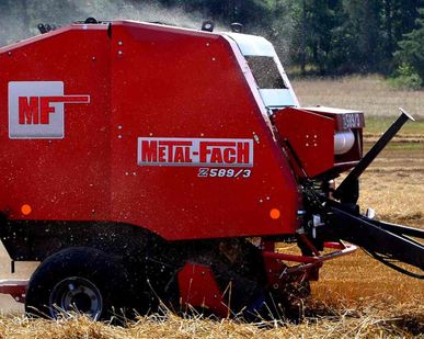 фото Пресс-подборщик Metal-Fach Z-589/3 (514) с переменной камерой базовая комплектация
