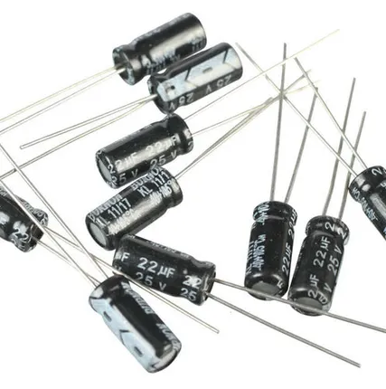 Фото №0 Конденсаторы электролитические 22 мкФ (10 шт.)