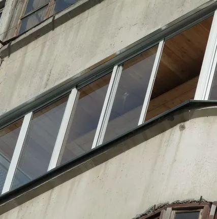 Фото №0 Остекление лоджии алюминиевыми конструкциями