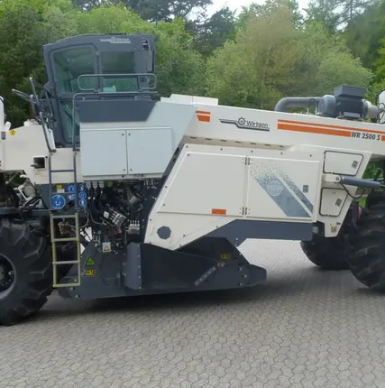 Фото №0 Аренда ресайклера Wirtgen WR 2000 — wr 2500