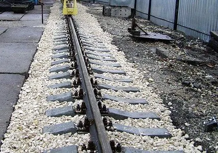 Фото №0 Изготовление прижимных пластин крепежа, для крановых рельс