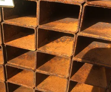 фото Профильная труба 60x40