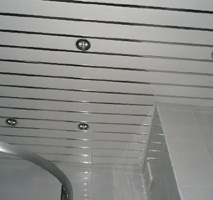 Фото №0 Реечный потолок 150 мм белый открытого типа Дельта (Delta) длина 3 м