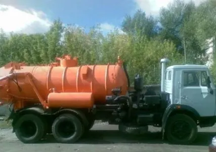 Фото №0 Вездеход ассенизатор SIPMA WA 600 Delfin