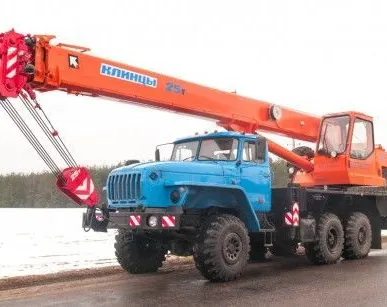 фото Автокран КС 55713-3К-2 УРАЛ-5557 Евро-4 (6х6, г/п 25 тн, вылет 24 м)