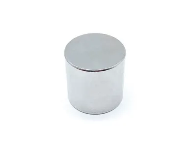 фото Неодимовый магнитный диск 30x30 мм (48 кг, N42)
