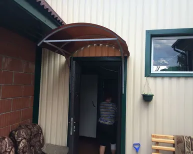 фото Козырек